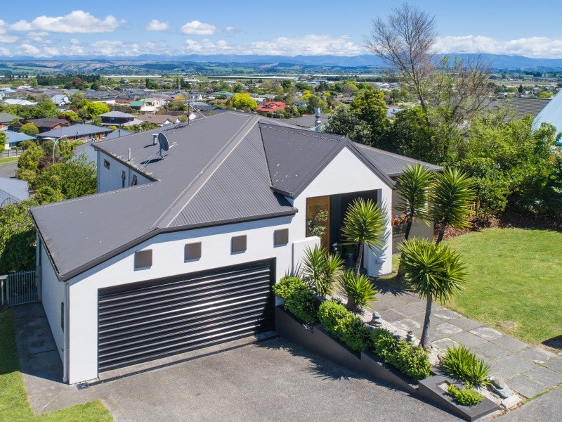 11 Olympus Way, Richmond - Carousel 15