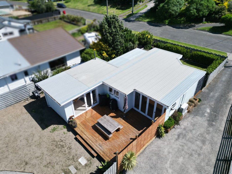14 Carthew Terrace, Foxton Beach, Foxton - Carousel 29
