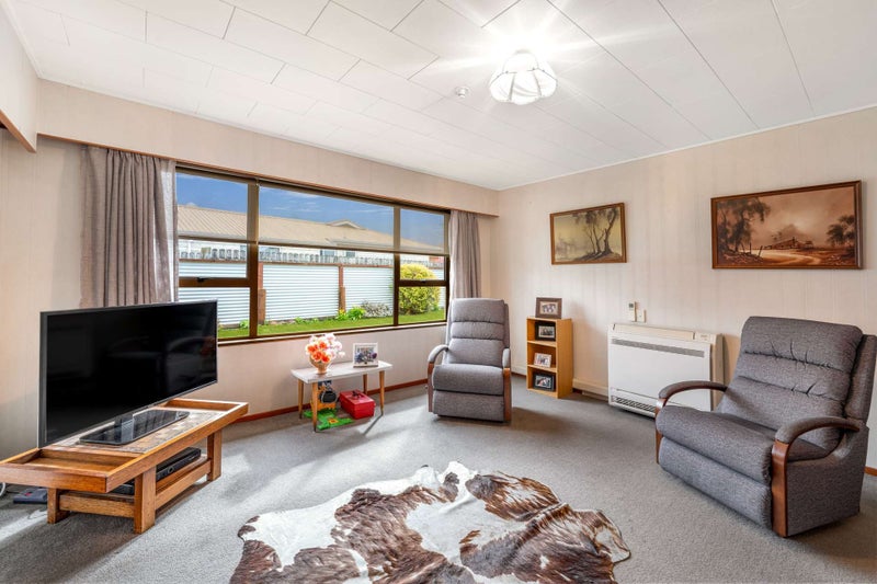 82A Kitchener Street, Gore, Gore - Carousel 2