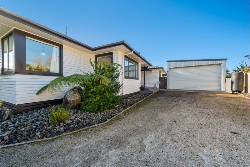 1057 Junction Road, Egmont Village, New Plymouth - Carousel 1