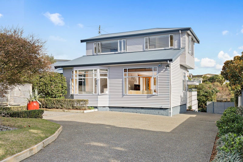 7 Kowhai Road, Mairangi Bay, Auckland - Carousel 2