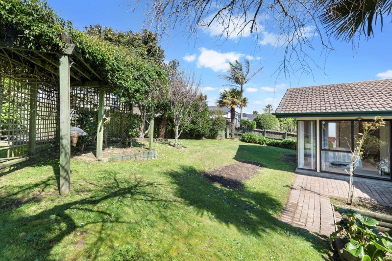 12 Meadowland Drive, Somerville, Auckland - Carousel 19