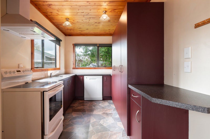 2A Wellington Street, Feilding, Feilding - Carousel 2