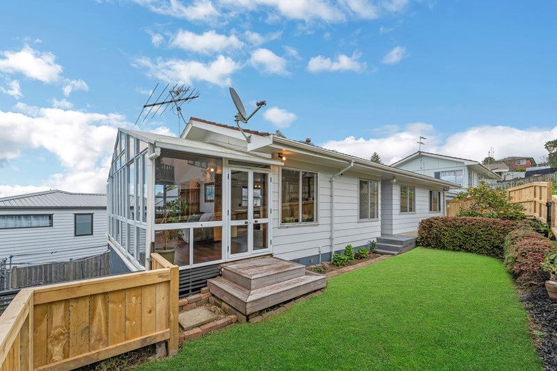 1/33 Rotoiti Avenue, Pakuranga Heights, Auckland - Carousel 1
