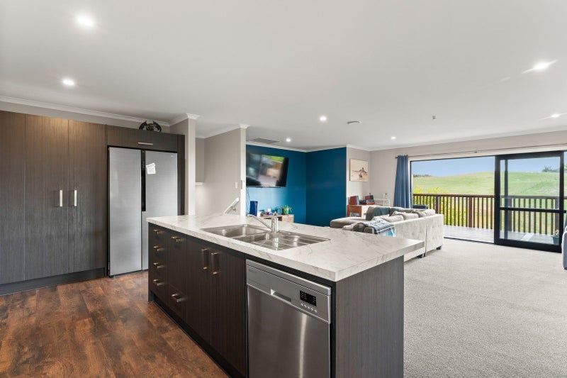 10 Cullinane Avenue, Feilding, Feilding - Carousel 1