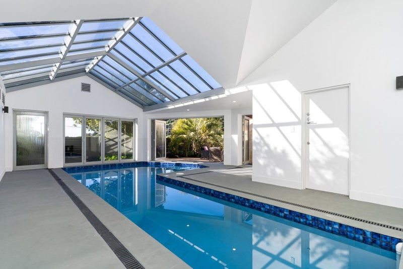 92 McCormacks Bay Road, Mount Pleasant, Christchurch - Carousel 2