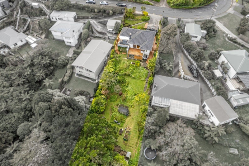 35 Poto Road, Normandale, Lower Hutt - Carousel 2