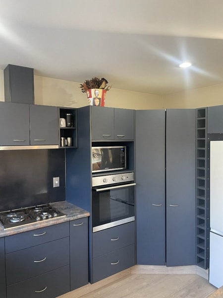 61 Parade Court, Addington, Christchurch - Carousel 2