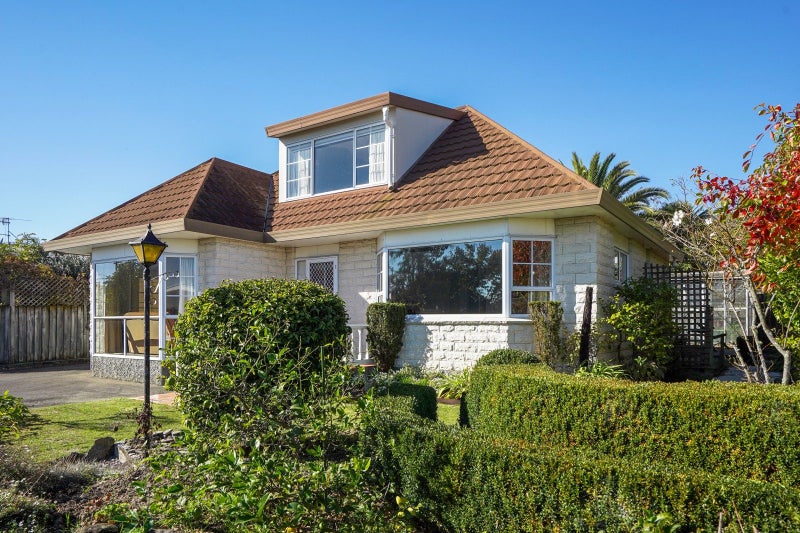 2/137 Queen Street, Richmond, Richmond - Carousel 1