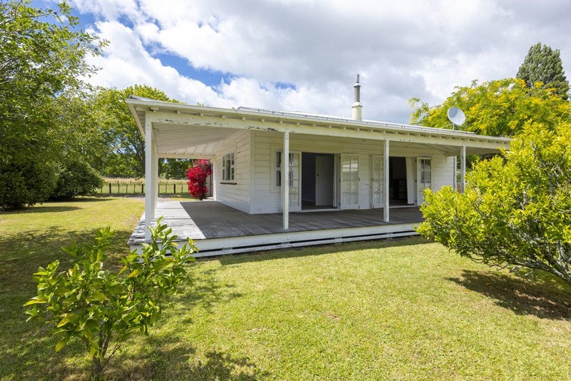 285 Waiomoko Road, Gisborne - Carousel 2