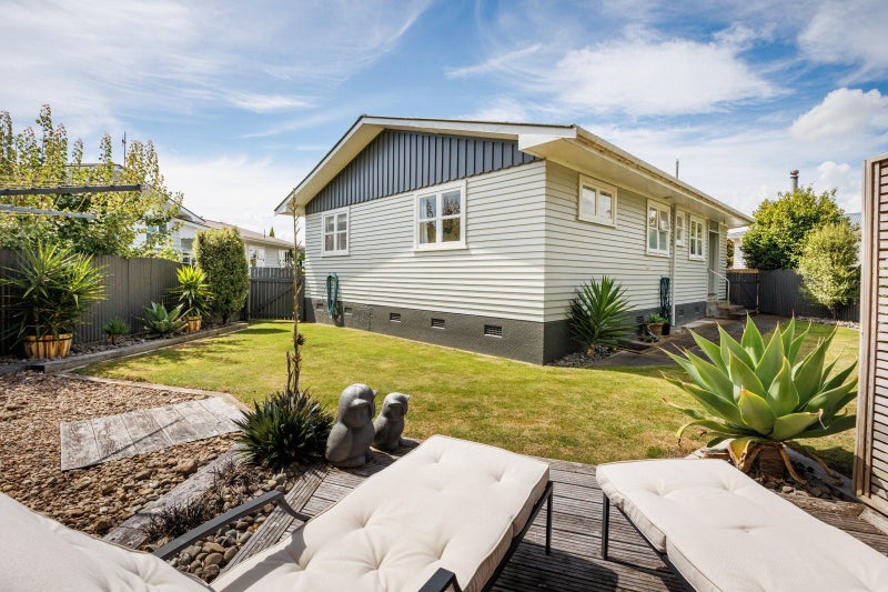 15 Fairview Avenue, Feilding, Feilding - Carousel 19