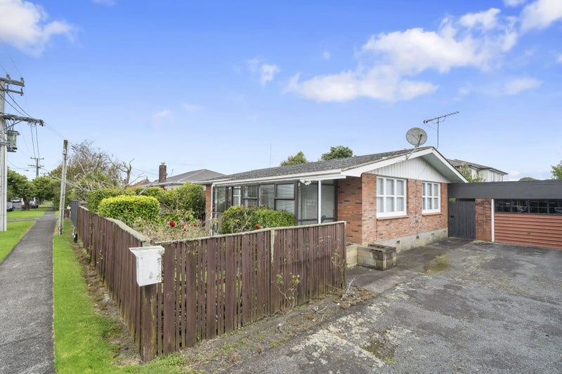 2/1 Hamilton Road, Papatoetoe, Auckland - Carousel 1