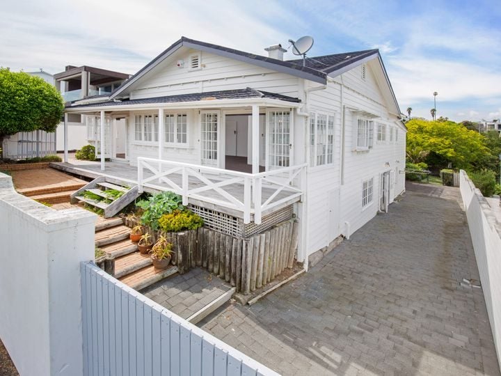 63 Cliff Road, Saint Heliers, Auckland - Carousel 1