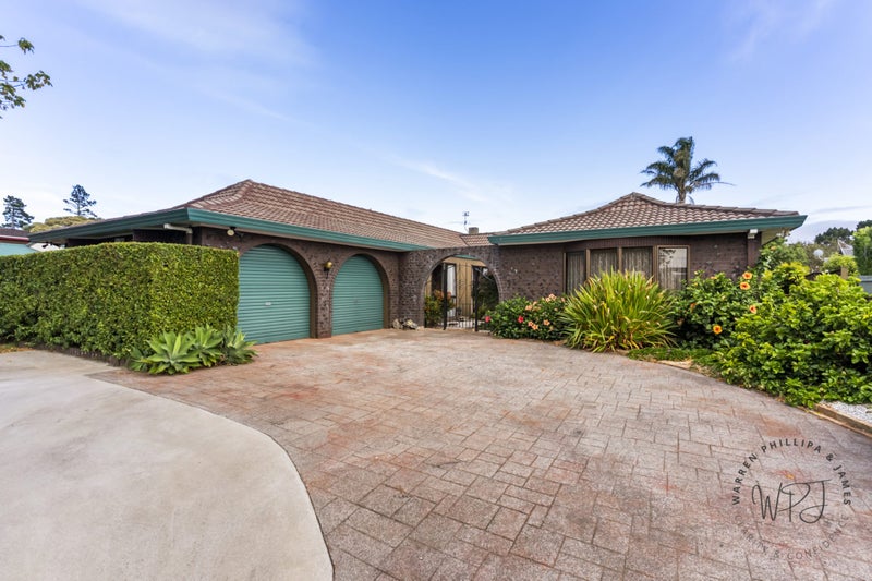 67 Carnoustie Drive, Wattle Downs, Auckland - Carousel 1
