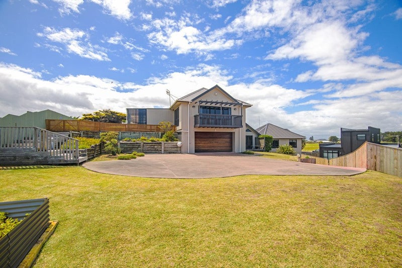 29 Bond Street, Foxton Beach, Foxton - Carousel 26