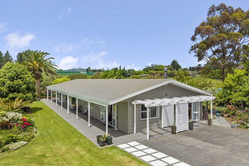 86 Castles Road, Tauranga - Carousel 2