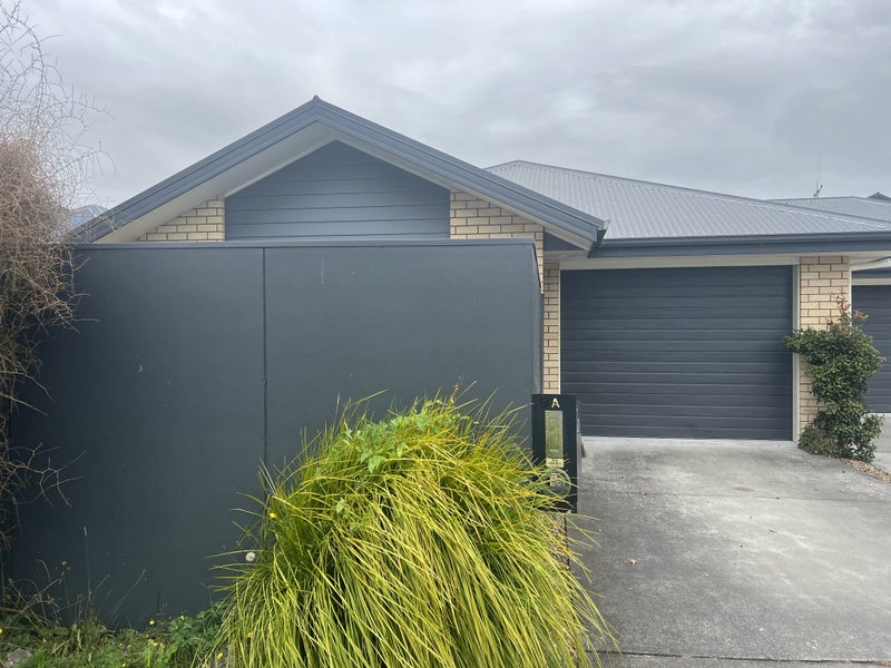 9 Camberley Way, Huntington, Hamilton - Carousel 2
