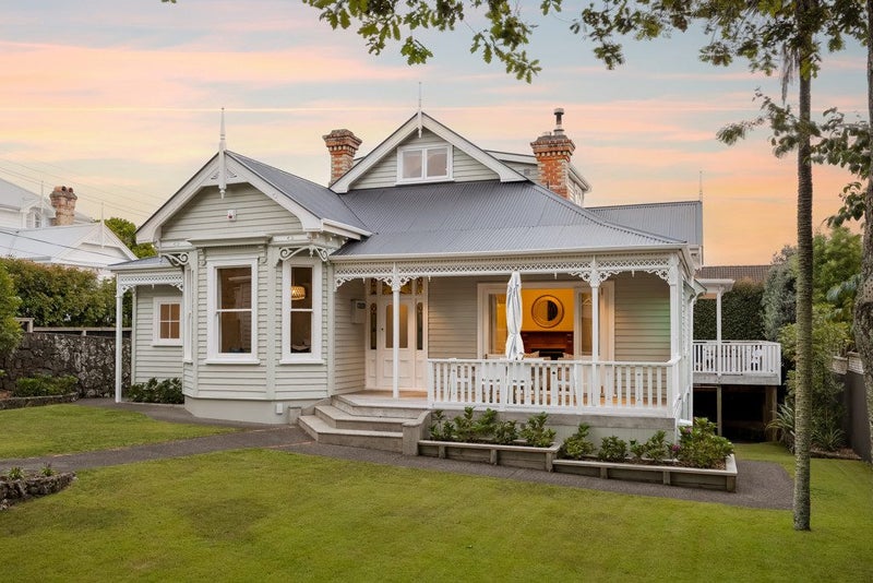 28 Fairview Road, Mount Eden, Auckland - Carousel 1