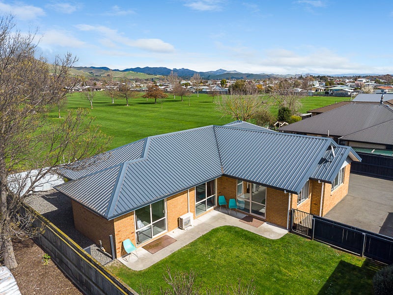 5 Rosewood Place, Redwoodtown, Blenheim - Carousel 1