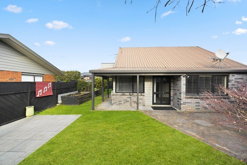 32A Ashley Street, St Andrews, Hamilton - Carousel 2