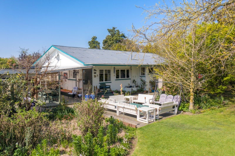 74 Maldon Street, Chertsey, Ashburton - Carousel 1