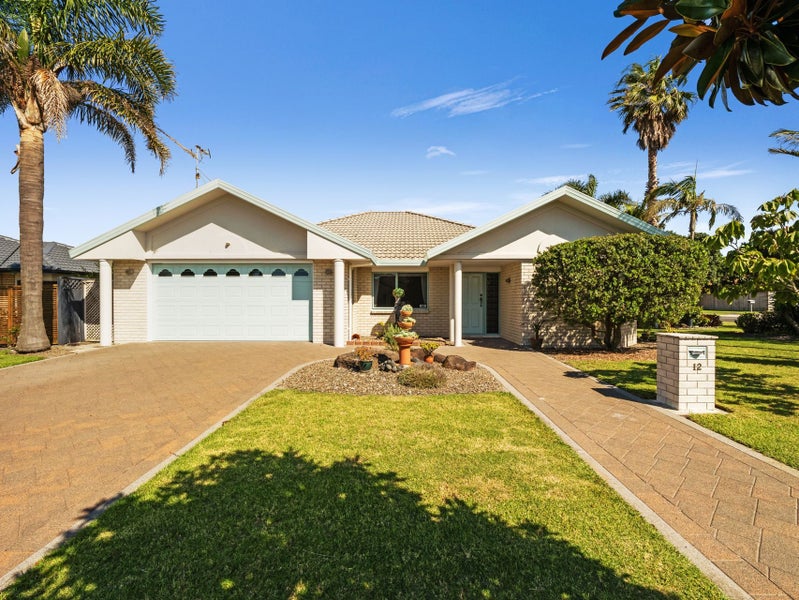 12 Sandhurst Drive, Papamoa Beach, Papamoa - Carousel 1