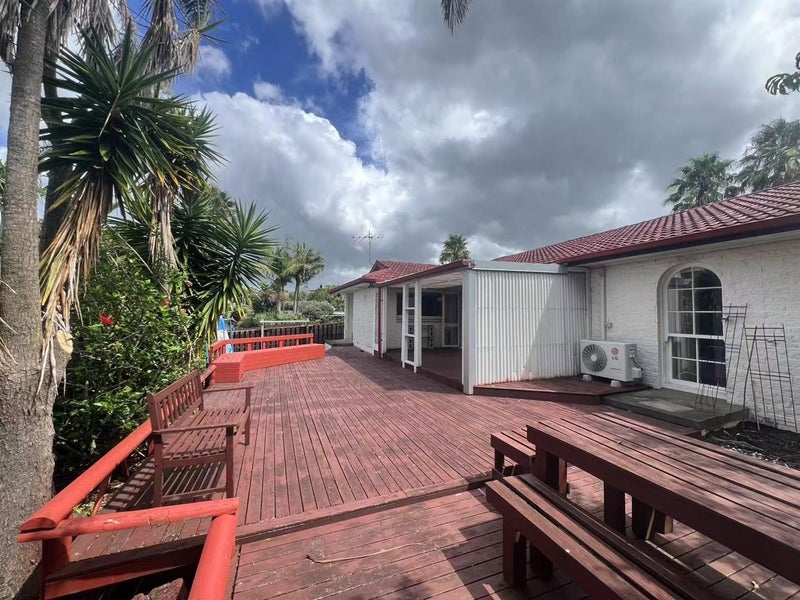 11 Glenmore Road, Sunnyhills, Auckland - Carousel 19