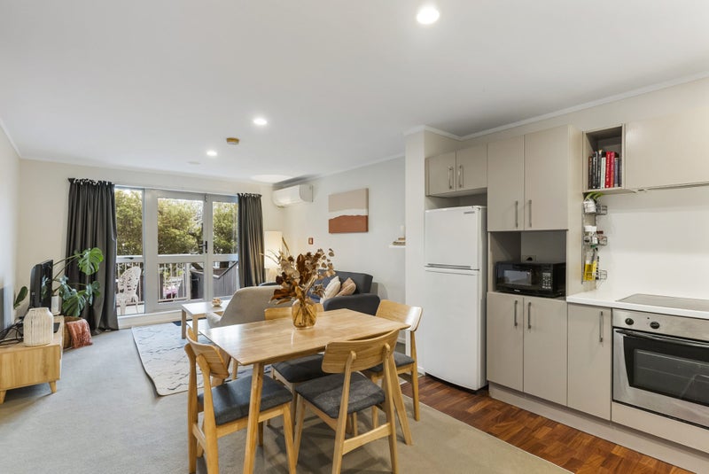 301/26 Morningside Drive, Morningside, Auckland - Carousel 1