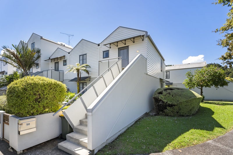10/5 Carolina Place, Albany, Auckland - Carousel 14