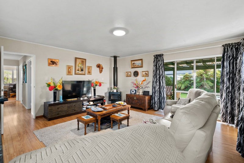2/114 Clevedon Road, Papakura, Papakura - Carousel 2