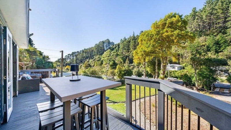 114A Pinehaven Road, Pinehaven, Upper Hutt - Carousel 1