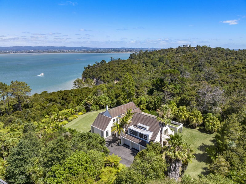 99 Onetaunga Road, Chatswood, Auckland - Carousel 1