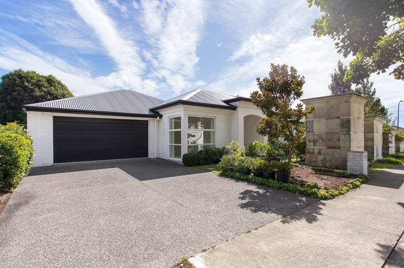 2 Glen Oaks Drive, Northwood, Christchurch - Carousel 13