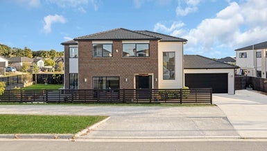 39 Nola Dawn Avenue, Papakura, Papakura - Carousel 1