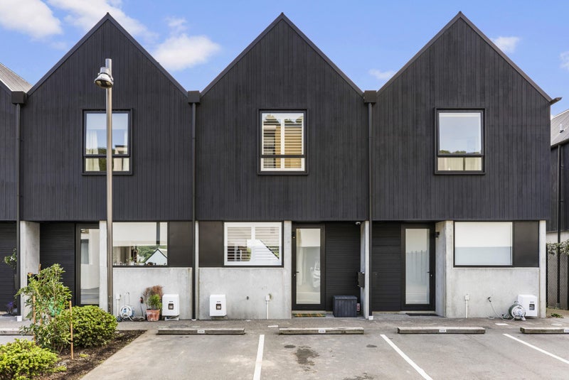 12 Jean Caldwell Way, Island Bay, Wellington - Carousel 2