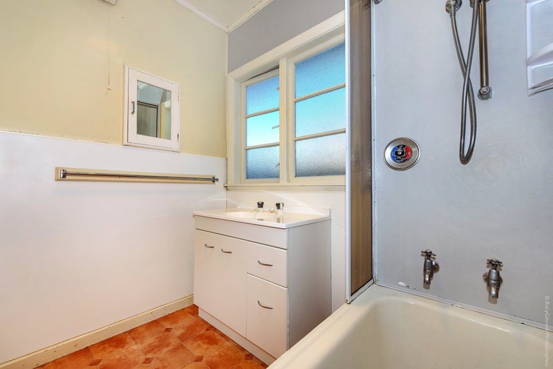 304 Wairakei Road, Bryndwr, Christchurch - Carousel 22