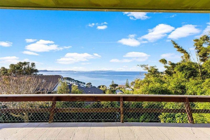 14 Vipond Road, Stanmore Bay, Whangaparaoa - Carousel 2