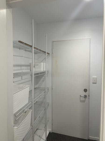 29 Lawson Place, Mount Victoria, Wellington - Carousel 24