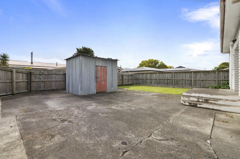 65 Botanical Road, Takaro, Palmerston North - Carousel 16