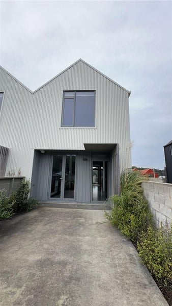 383 Adelaide Road, Newtown, Wellington - Carousel 2