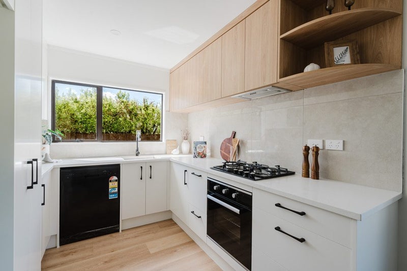 7 Ensign Place, Flagstaff, Hamilton - Carousel 2