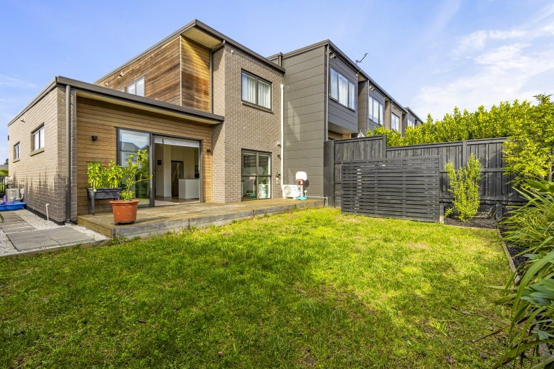 7/46 Jane Maree Road, Kumeu - Carousel 1