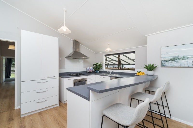 31 Clarke Avenue, Highbury, Palmerston North - Carousel 2