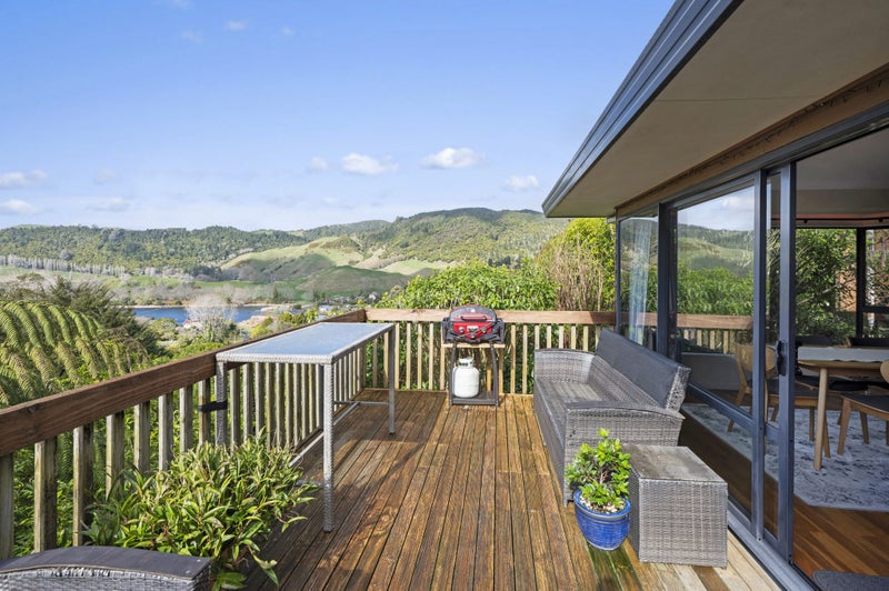 6 Ridge Road, Lake Okareka, Rotorua - Carousel 2