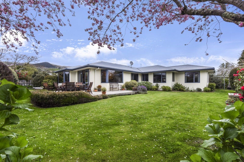 11 Welsh Place, Richmond - Carousel 1