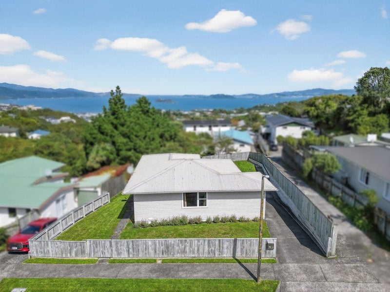 16 Cypress Drive, Maungaraki, Lower Hutt - Carousel 2
