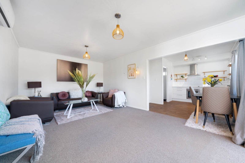 2/15 Alpha Street, Papakura, Papakura - Carousel 2