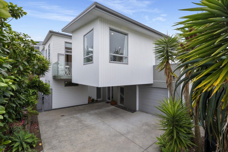81B Valley Road, Mount Maunganui - Carousel 2