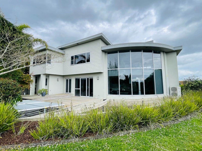 53 Sovereign Street, Flat Bush, Auckland - Carousel 30