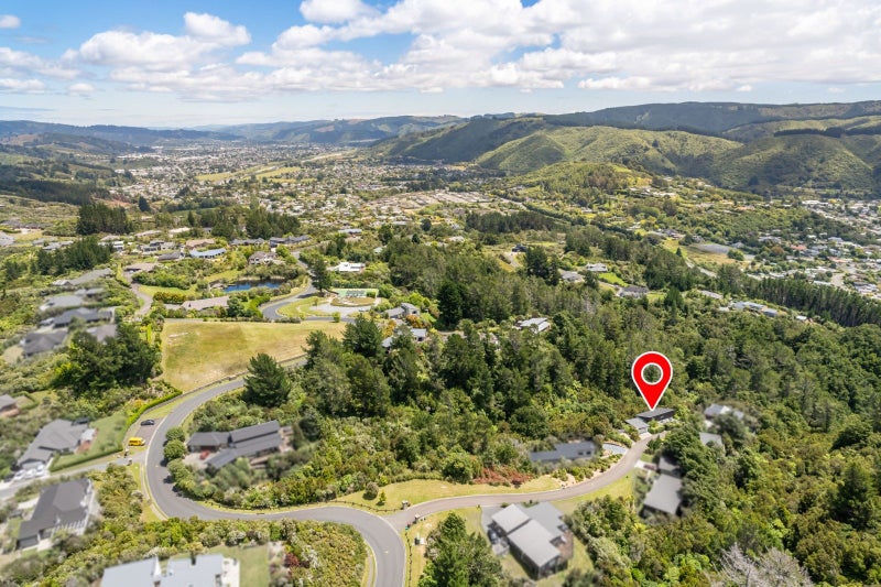 30 Mt Marua Way, Timberlea, Upper Hutt - Carousel 31
